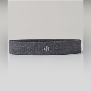 Lululemon Cardio Cross Trainer Headband in Heathered Black, OS
